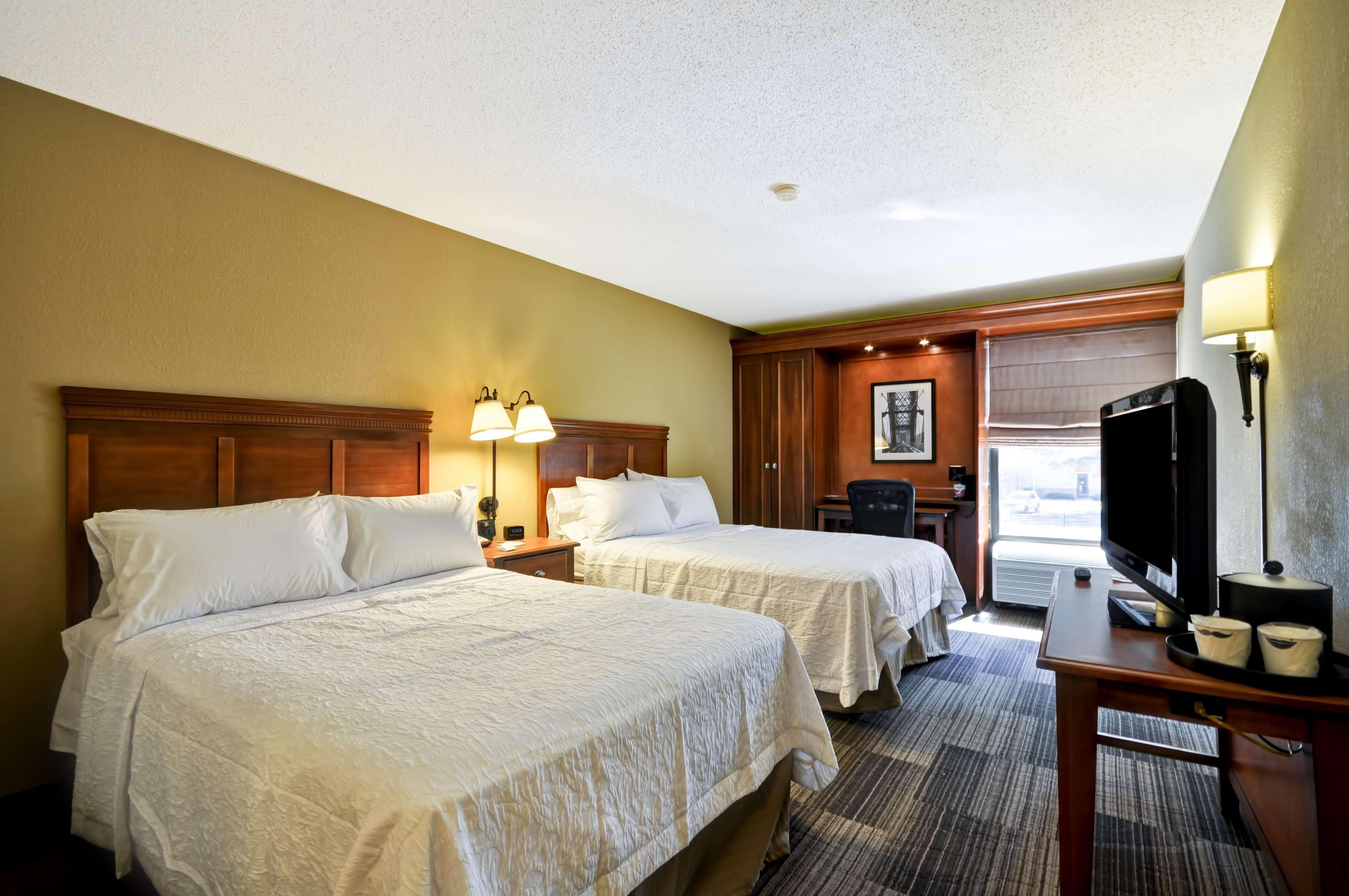 Hampton Inn Memphis Poplar Kültér fotó