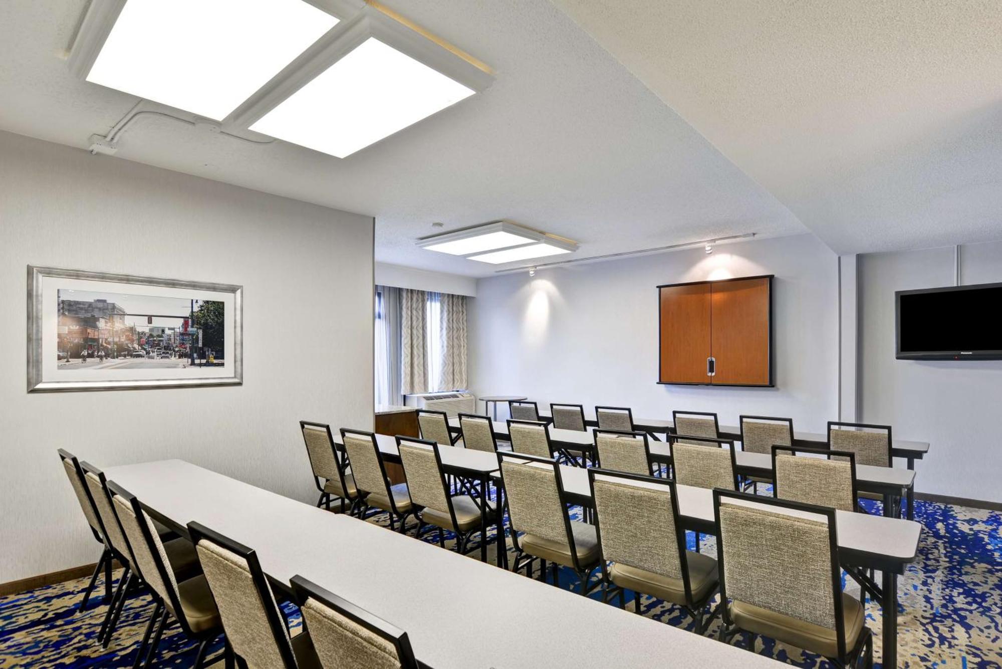 Hampton Inn Memphis Poplar Kültér fotó