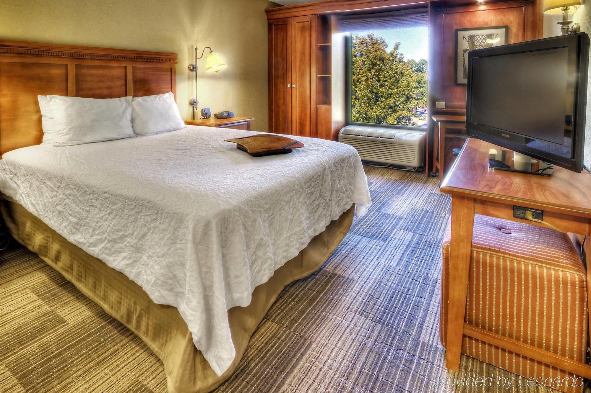 Hampton Inn Memphis Poplar Kültér fotó