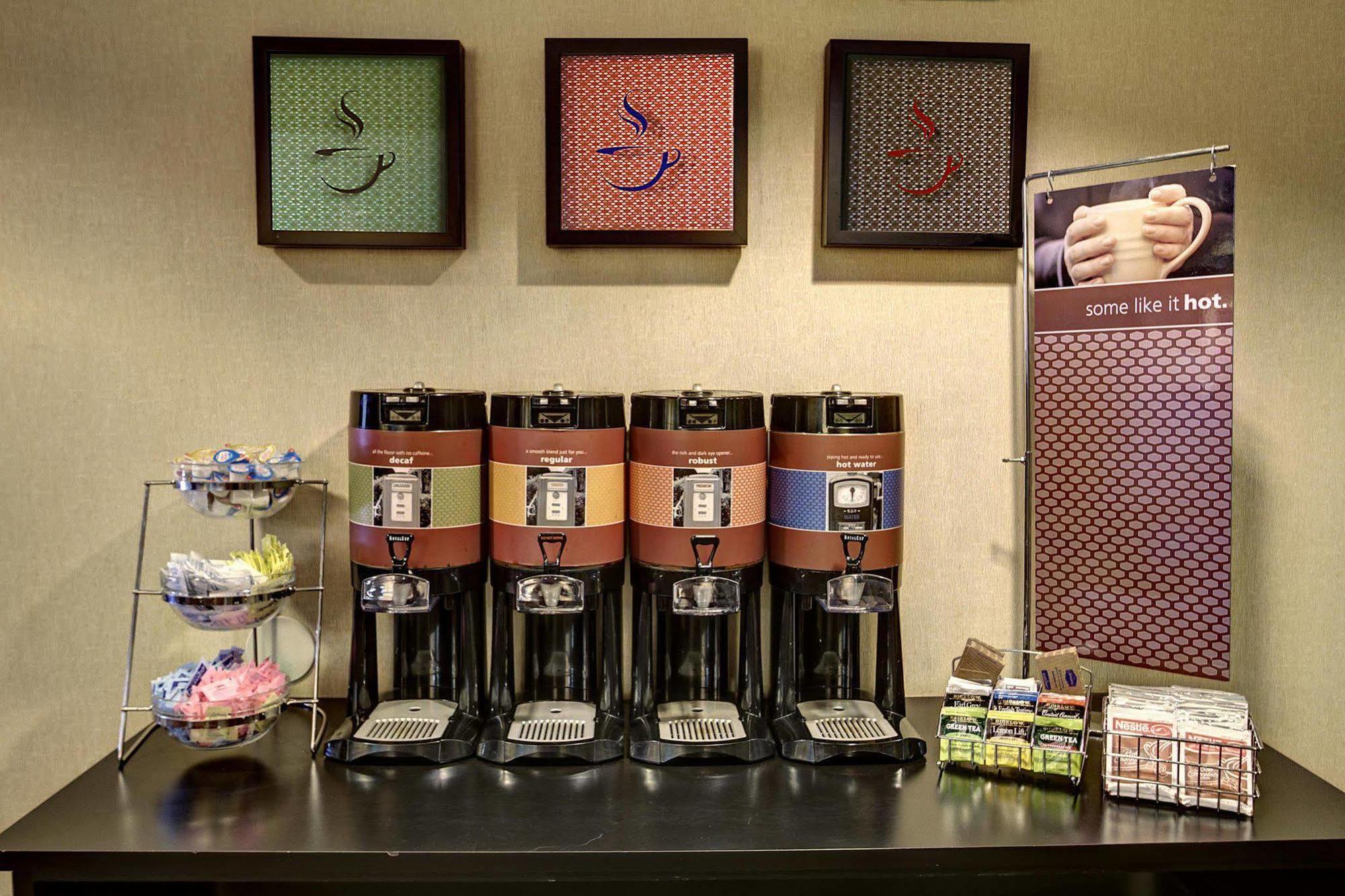 Hampton Inn Memphis Poplar Kültér fotó